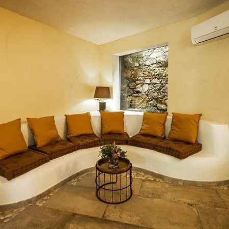 Residences Canta Furmigula Villa *